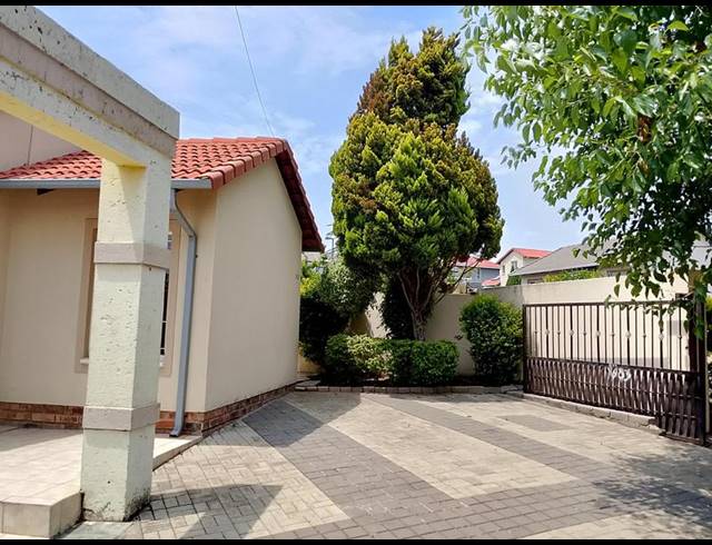 3 BEDROOM PROPERTY TO RENT IN KYA SANDS